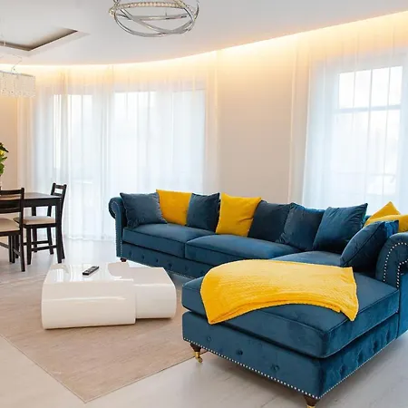 Apartment Luxurious Blue&yellow In Center Kaunas