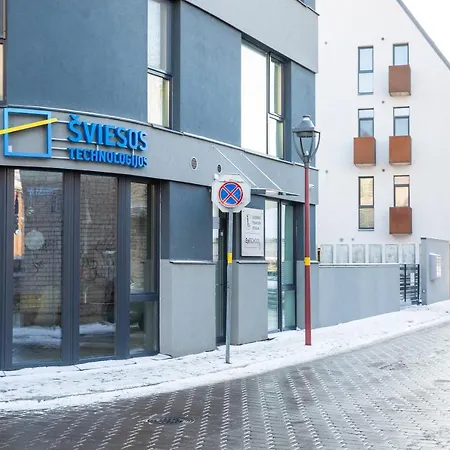 Luxurious Blue&yellow In Center