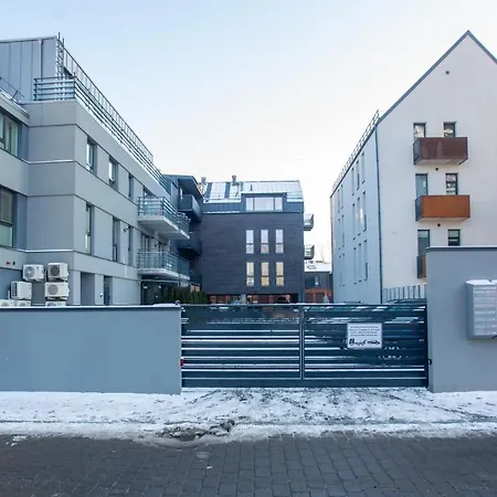 Luxurious Blue&yellow In Center Apartament