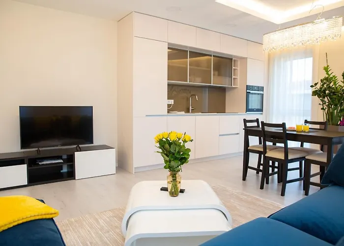 דירה Luxurious Blue&yellow In Center