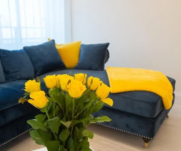 Luxurious Blue&yellow In Center * Kowno